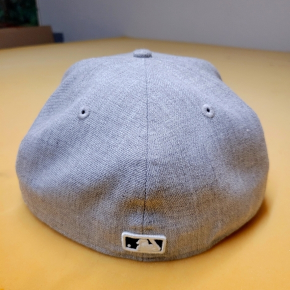 Yankees  New era fitted cap 8" - Picture 2 of 6